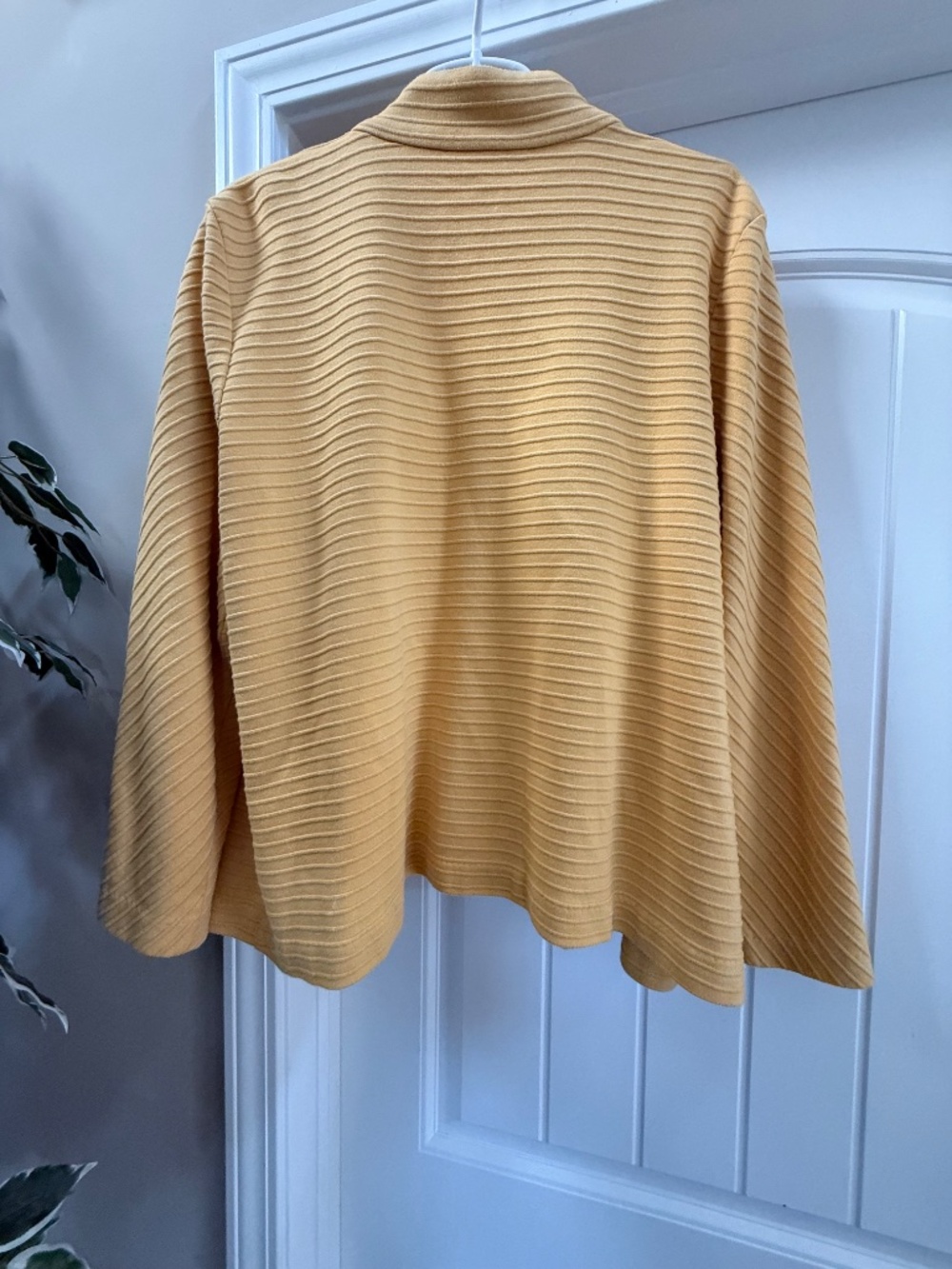 JM Collection Yellow Ribbed Knit Button Front Jacket Approx. L Stretch - Picture 2 of 10